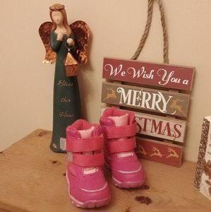 Joe Fresh Baby Girls Pink Velcro Winter Boots. Great Condition. Size 5